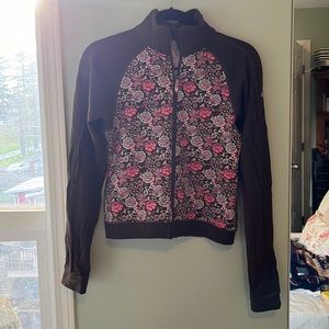 Vintage lululemon zip jacket. Includes original leather zipper pull! *RARE*